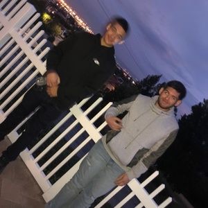 Meet your Posher, Larry